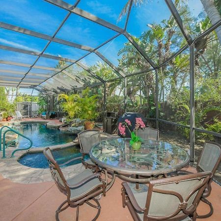 Island Time - Home Wenclosed Lagoon Style Pool Spa Walk To Beach Bikes Holmes Beach Extérieur photo