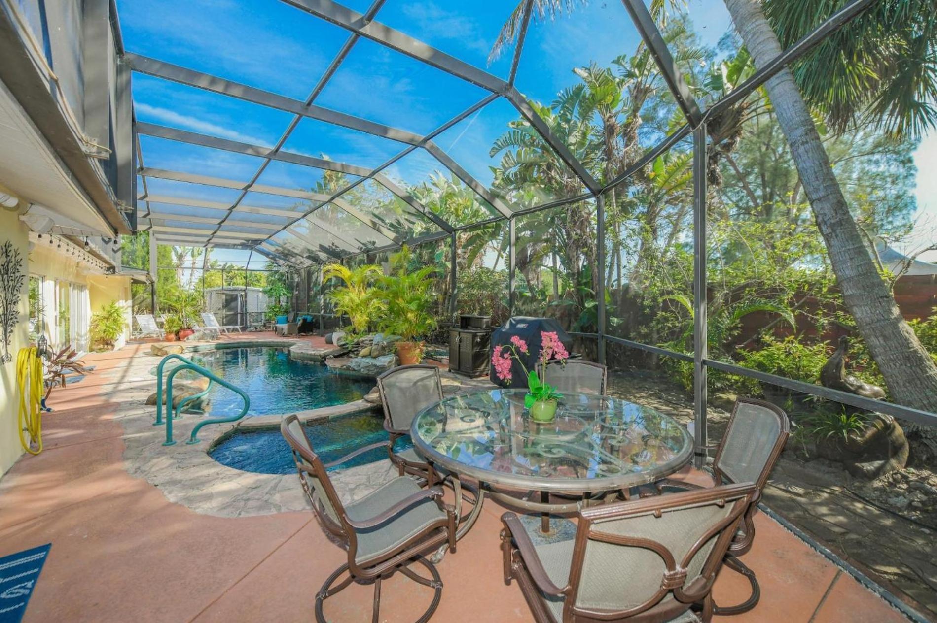 Island Time - Home Wenclosed Lagoon Style Pool Spa Walk To Beach Bikes Holmes Beach Extérieur photo