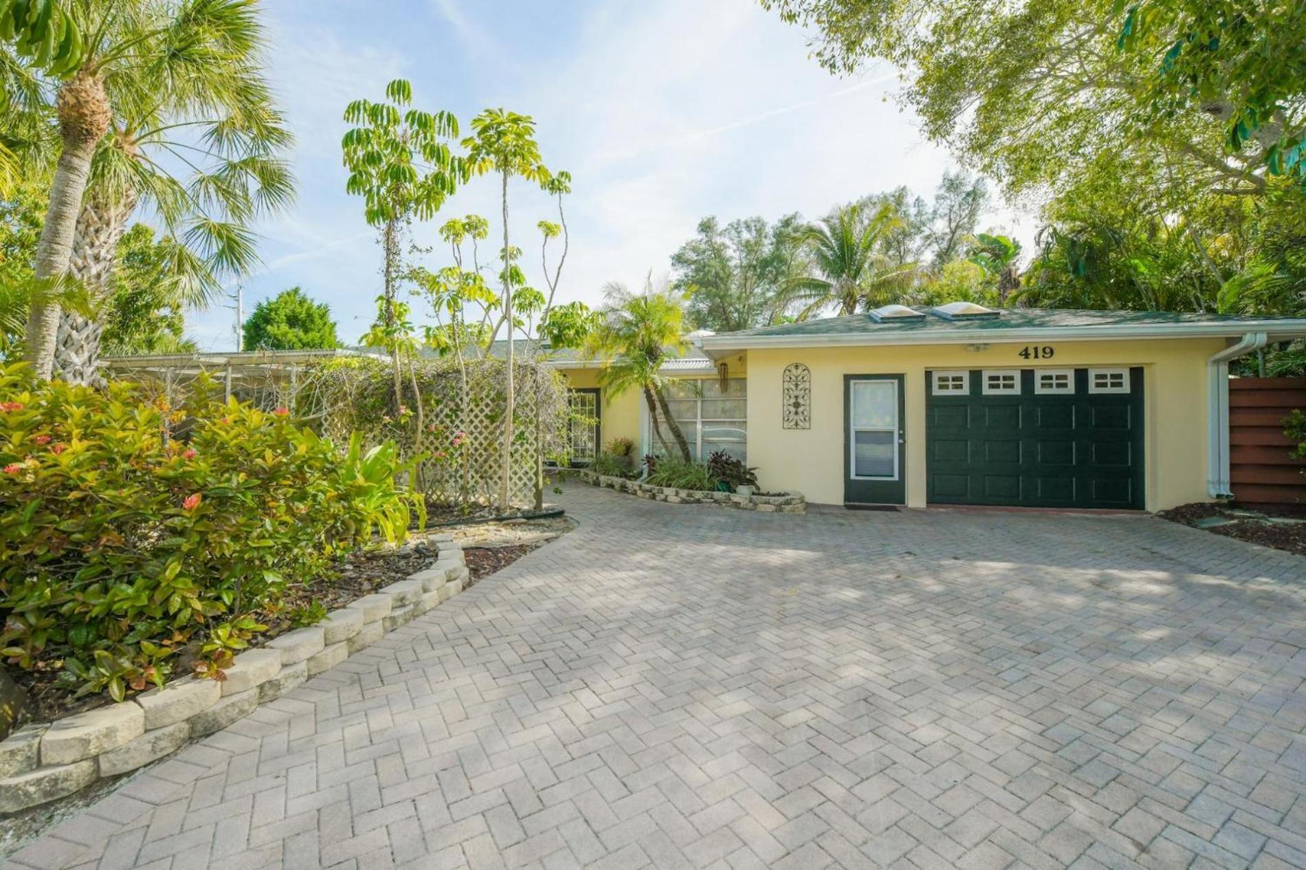Island Time - Home Wenclosed Lagoon Style Pool Spa Walk To Beach Bikes Holmes Beach Extérieur photo